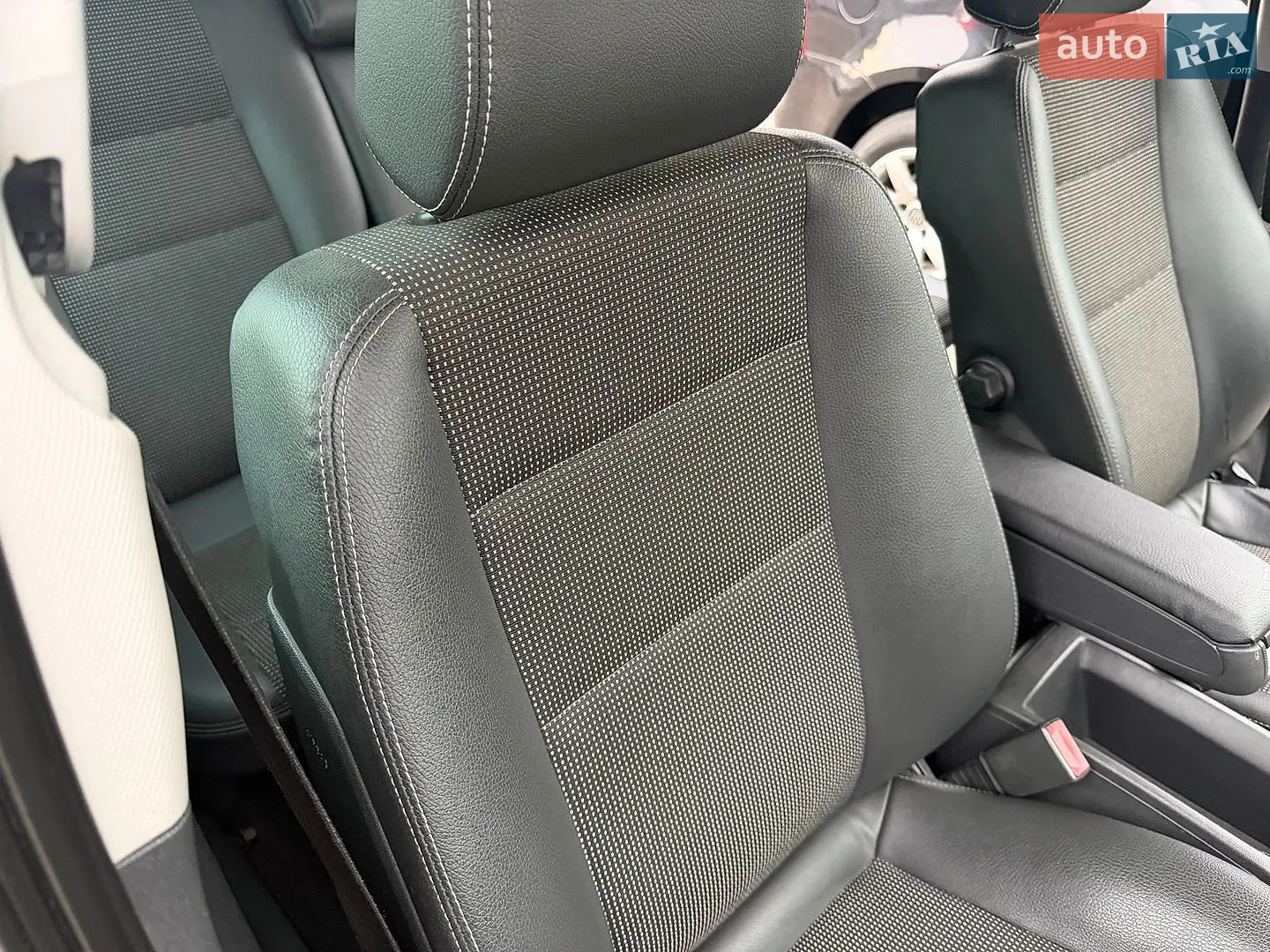 2010 Opel Zafira - мініатюра 13