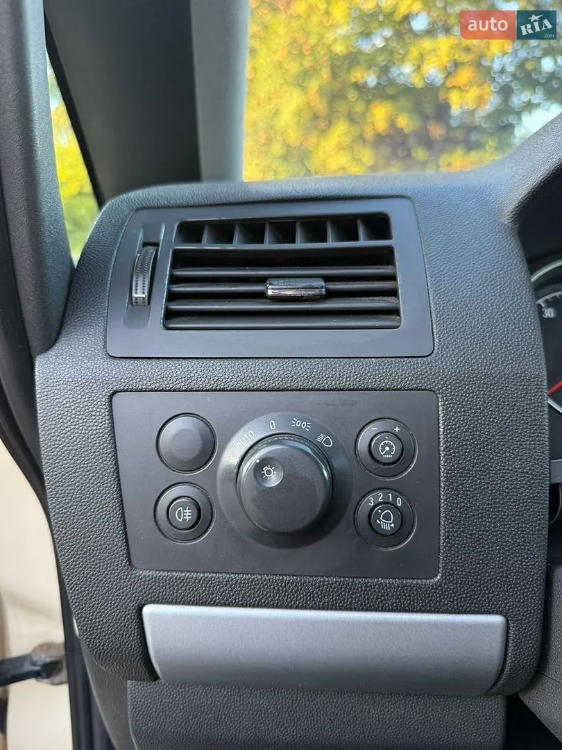 2012 Opel Zafira - мініатюра 28