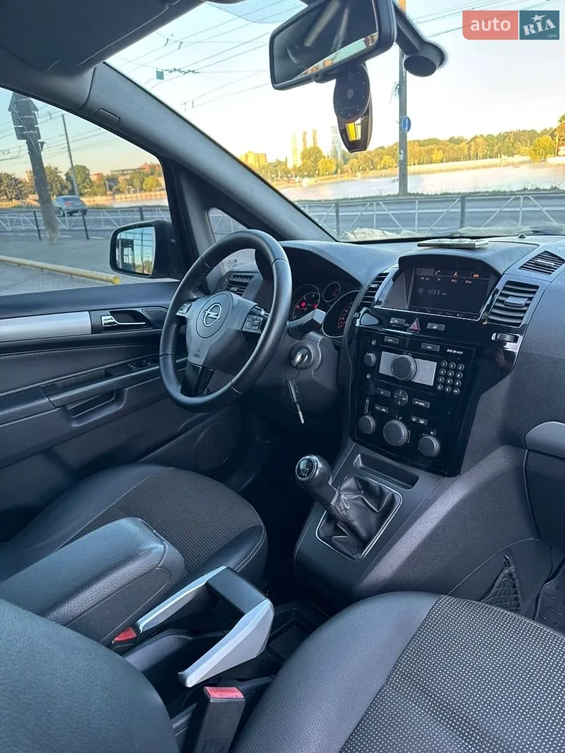2010 Opel Zafira - мініатюра 45
