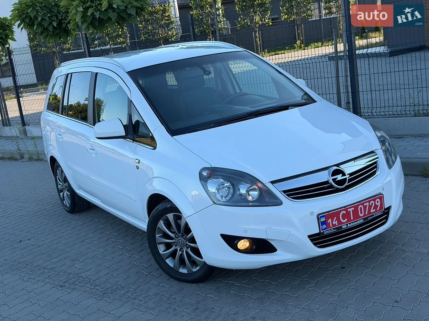 2010 Opel Zafira - мініатюра 21