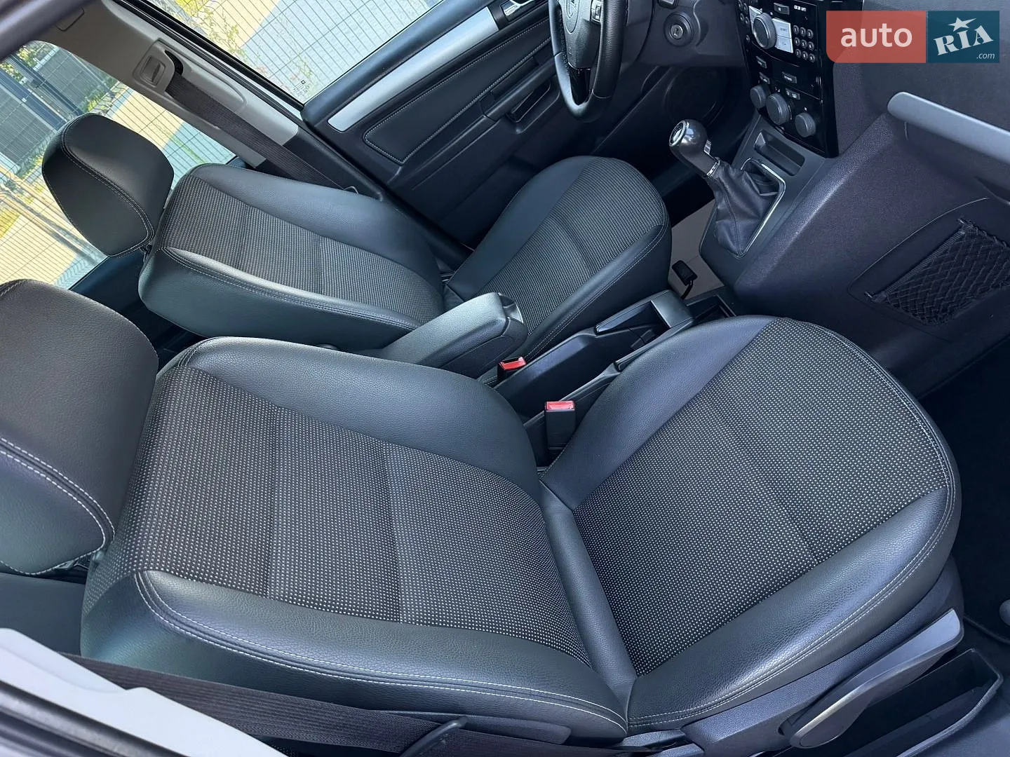 2010 Opel Zafira - мініатюра 34