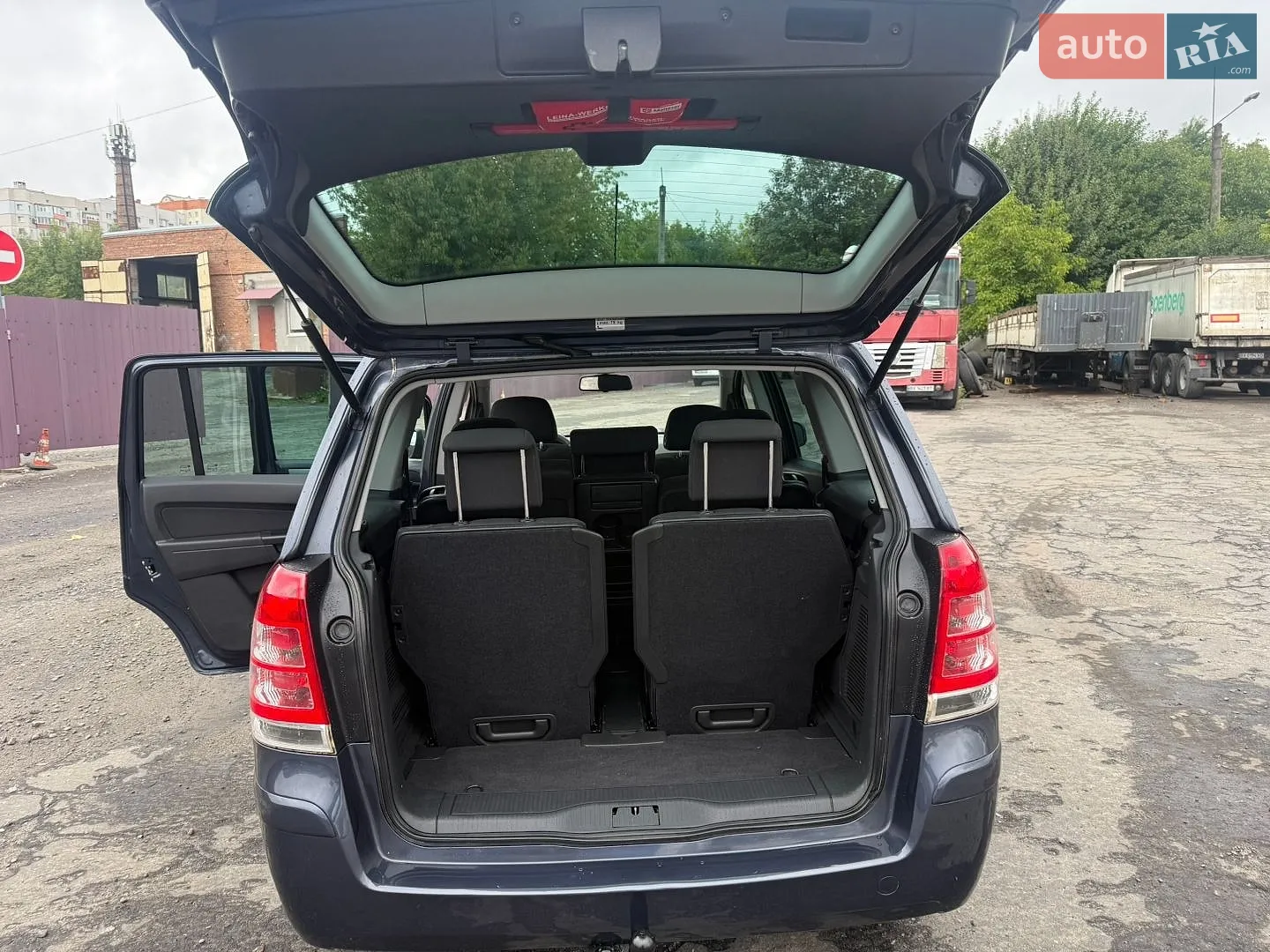 2011 Opel Zafira - мініатюра 21