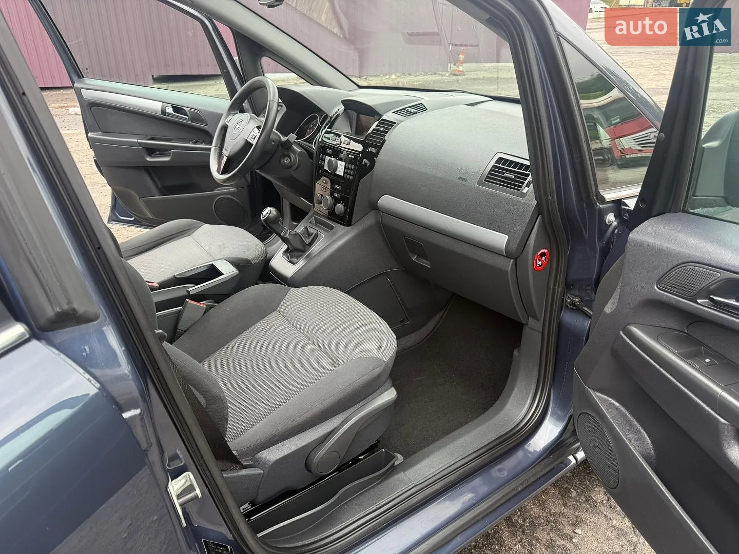 2011 Opel Zafira - мініатюра 26
