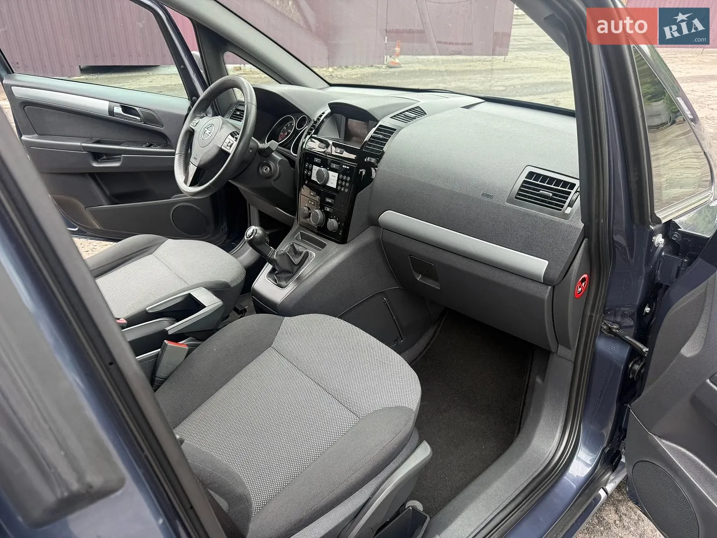 2011 Opel Zafira - мініатюра 27