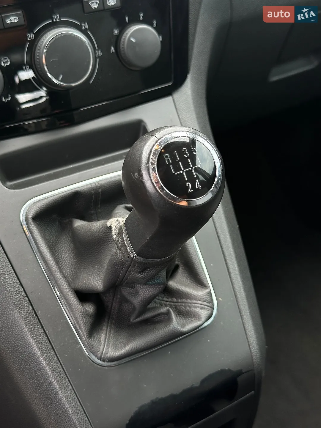 2011 Opel Zafira - мініатюра 28