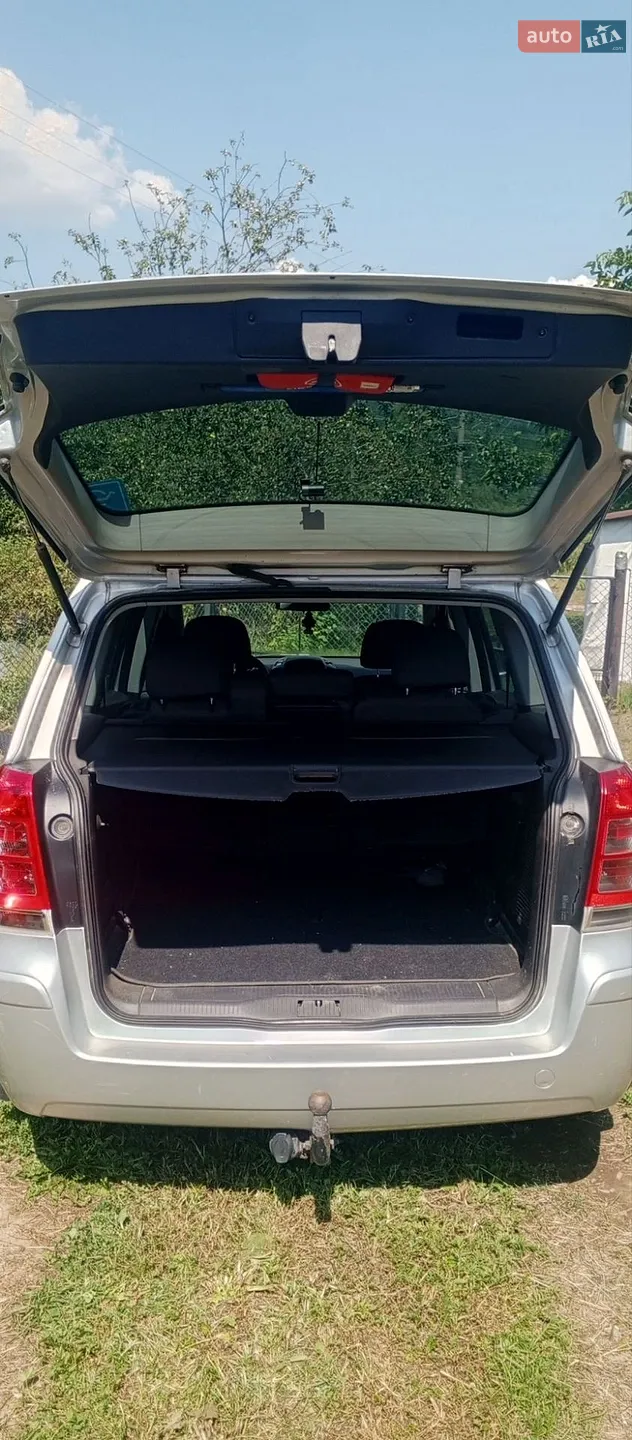 2010 Opel Zafira - мініатюра 12