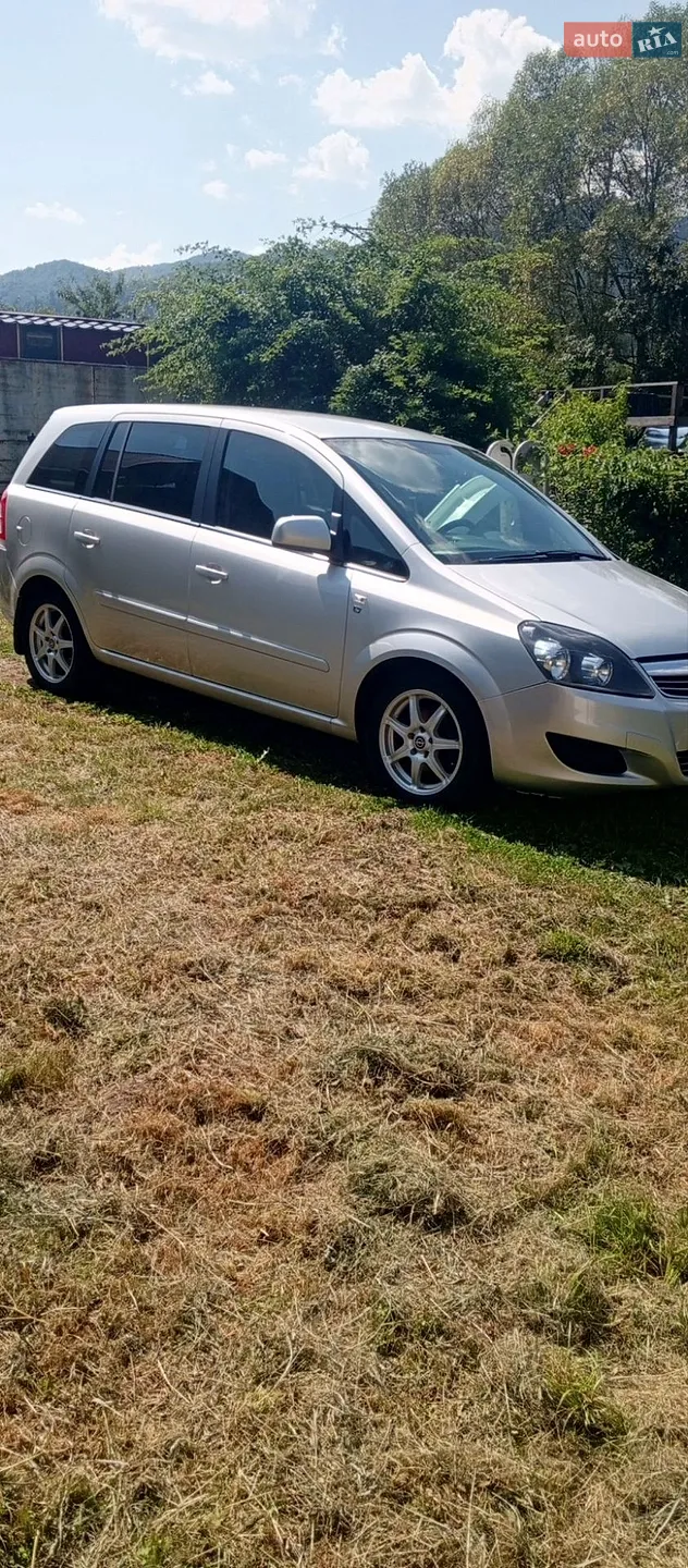 2010 Opel Zafira - мініатюра 15