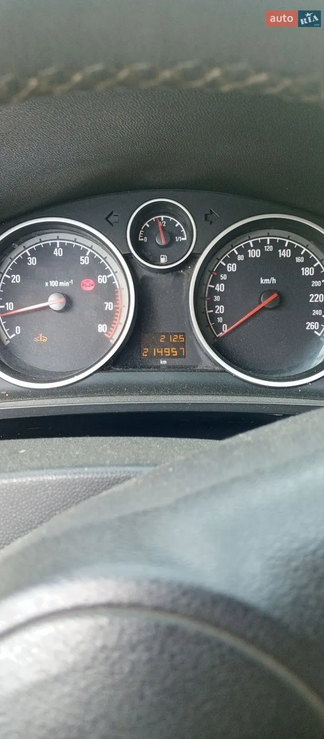 2010 Opel Zafira - фото 1