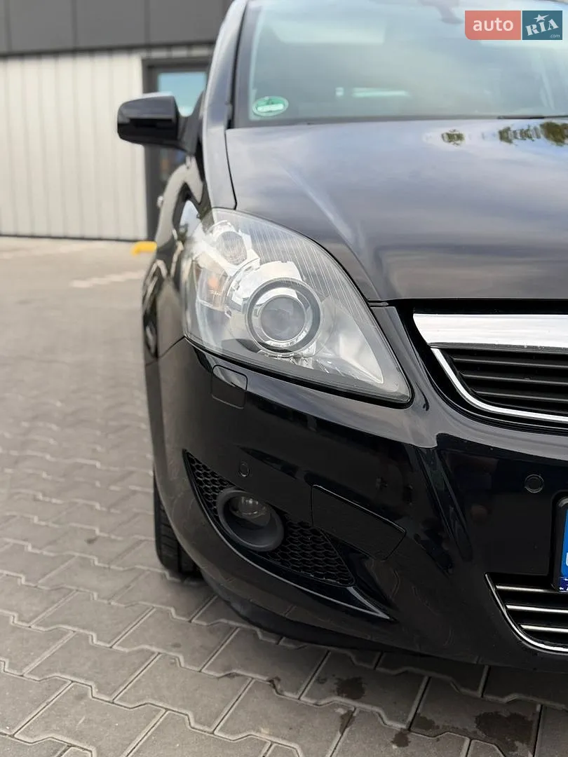 2011 Opel Zafira - мініатюра 16