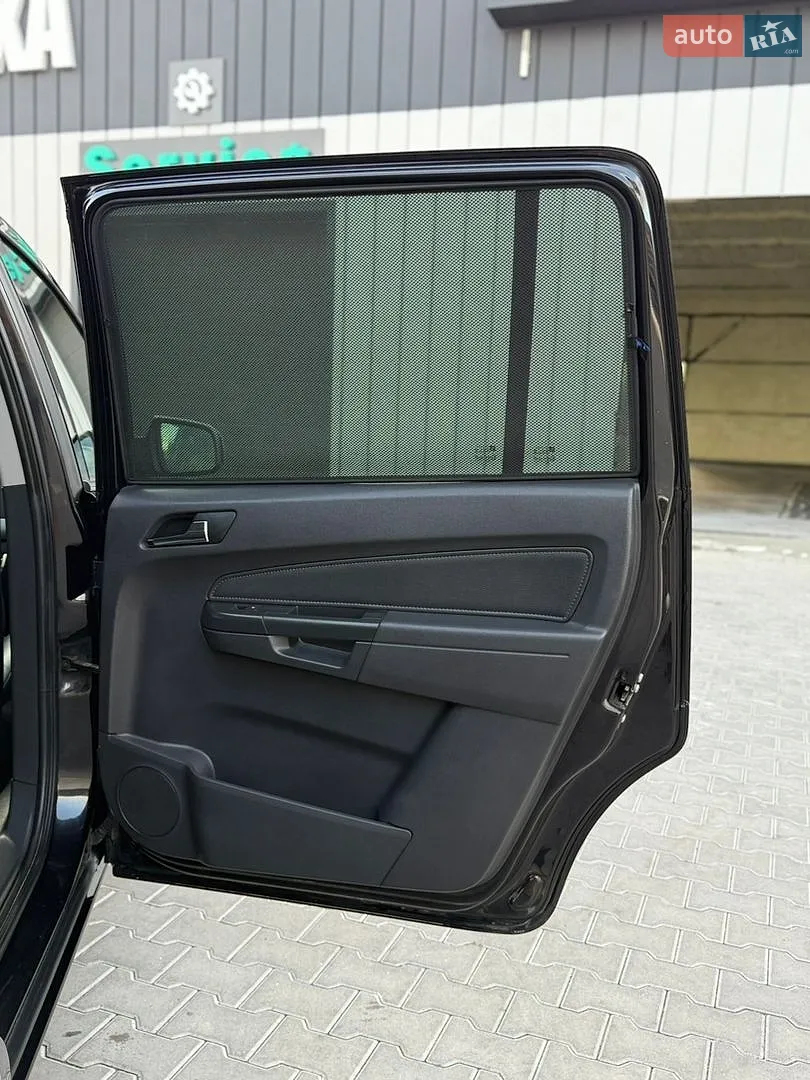 2011 Opel Zafira - мініатюра 27