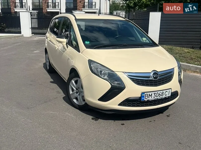 Opel Zafira 2014