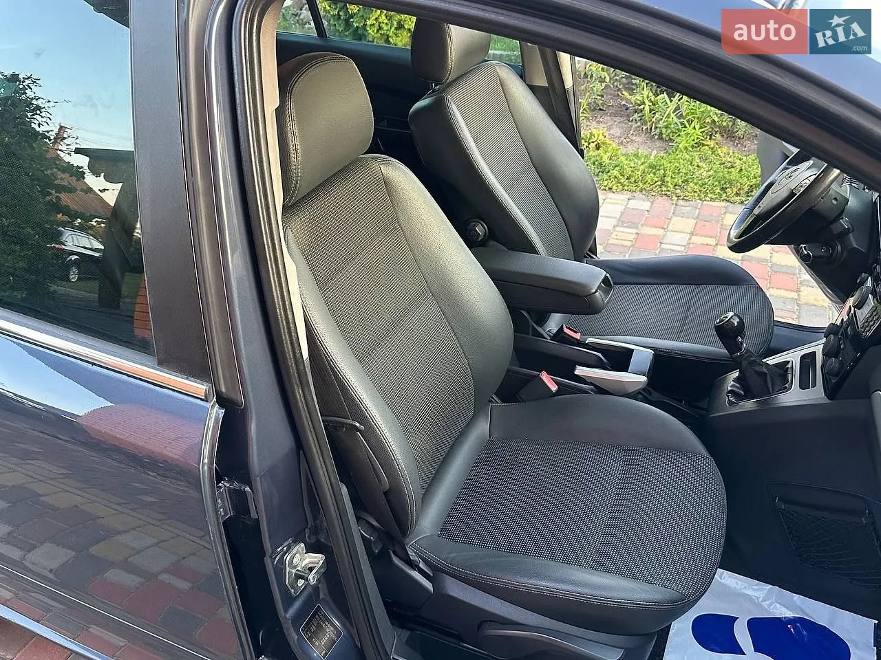 2011 Opel Zafira - мініатюра 21