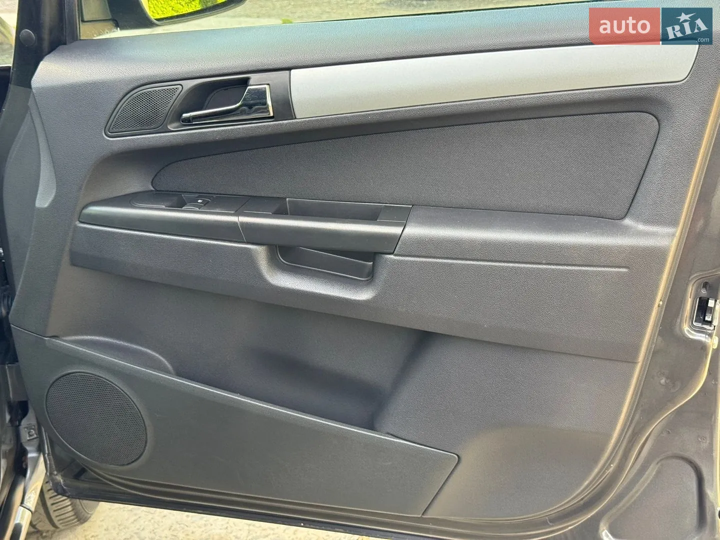 2011 Opel Zafira - мініатюра 72
