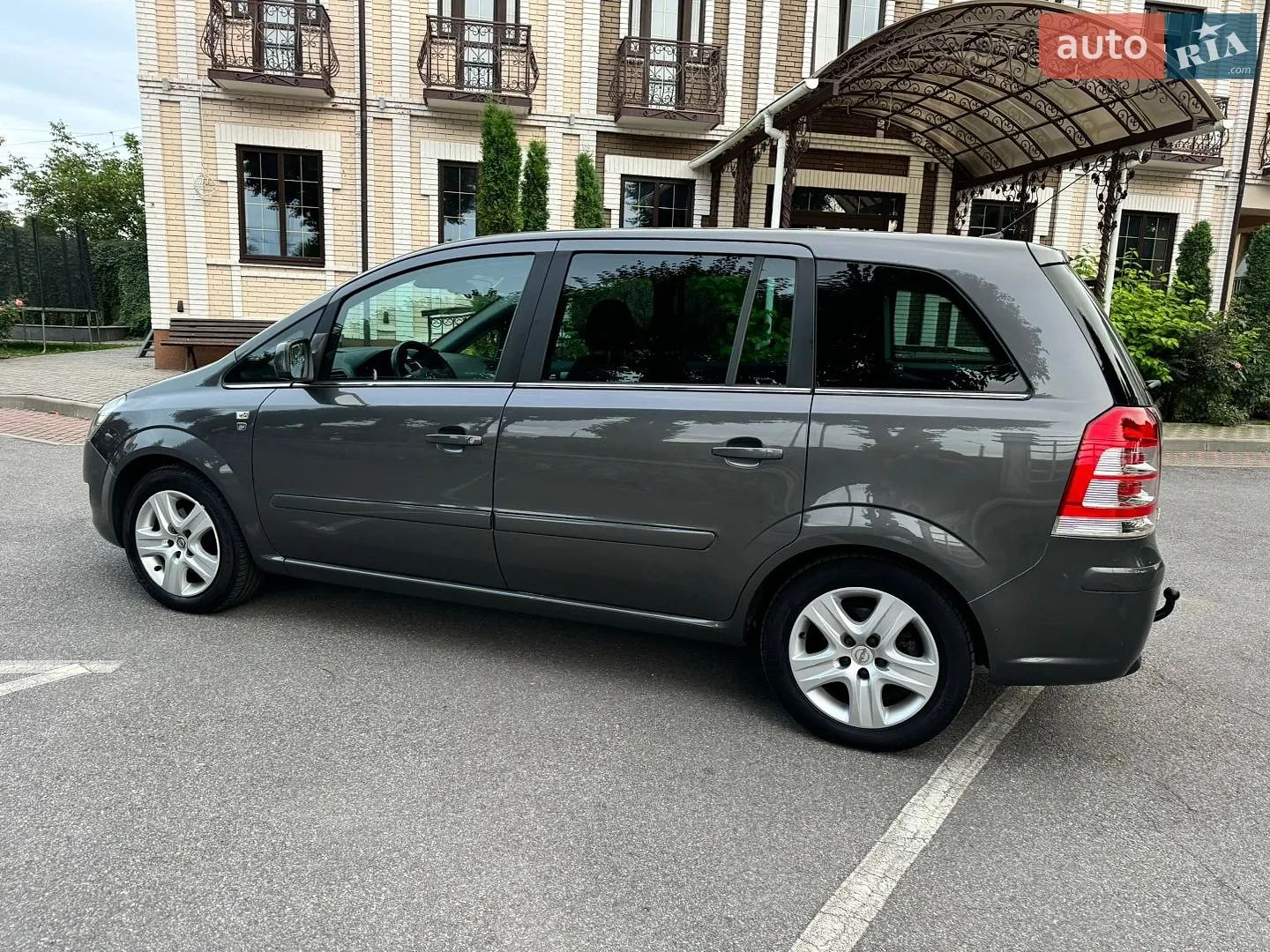 2010 Opel Zafira - мініатюра 9