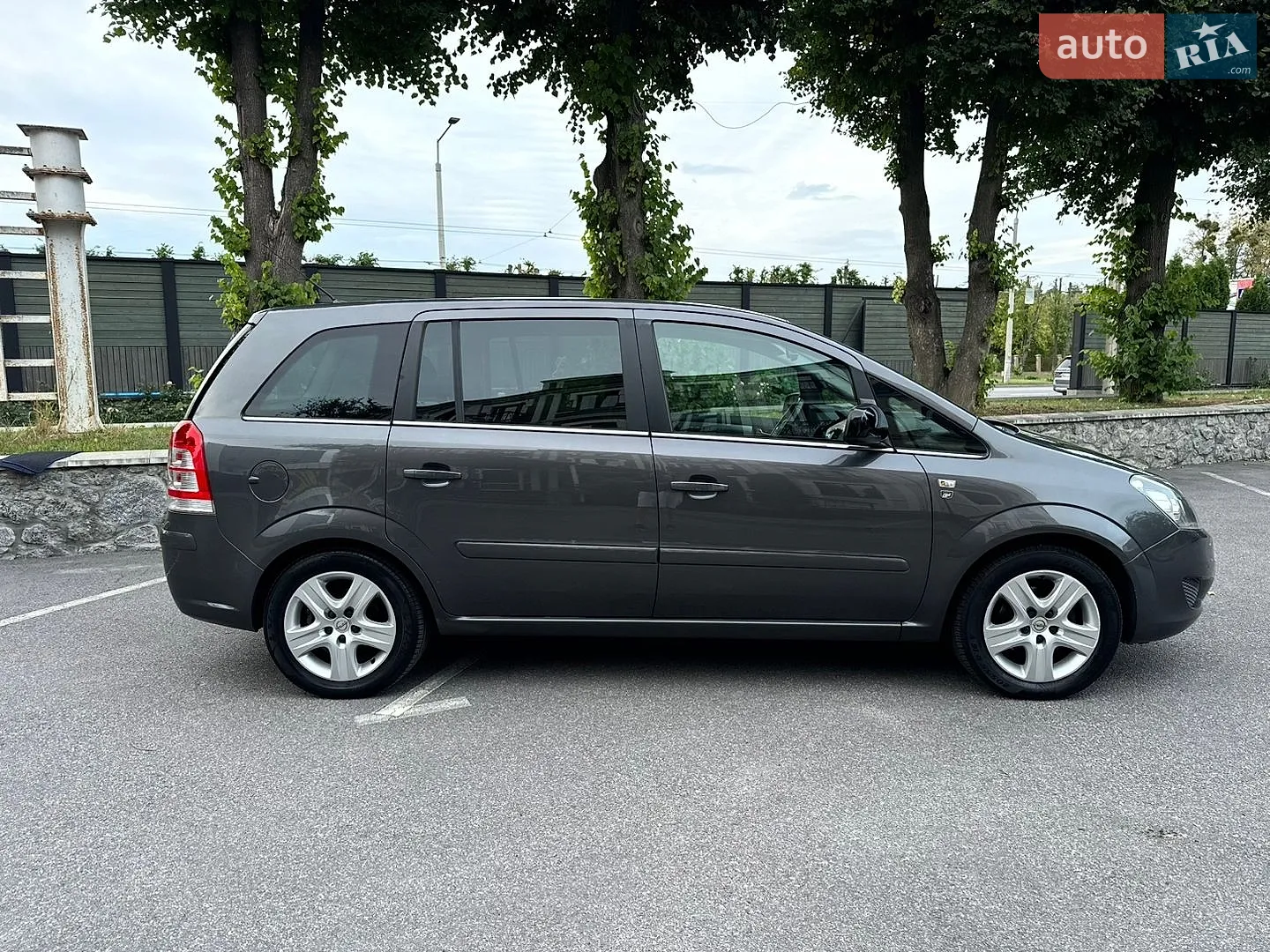 2010 Opel Zafira - мініатюра 26