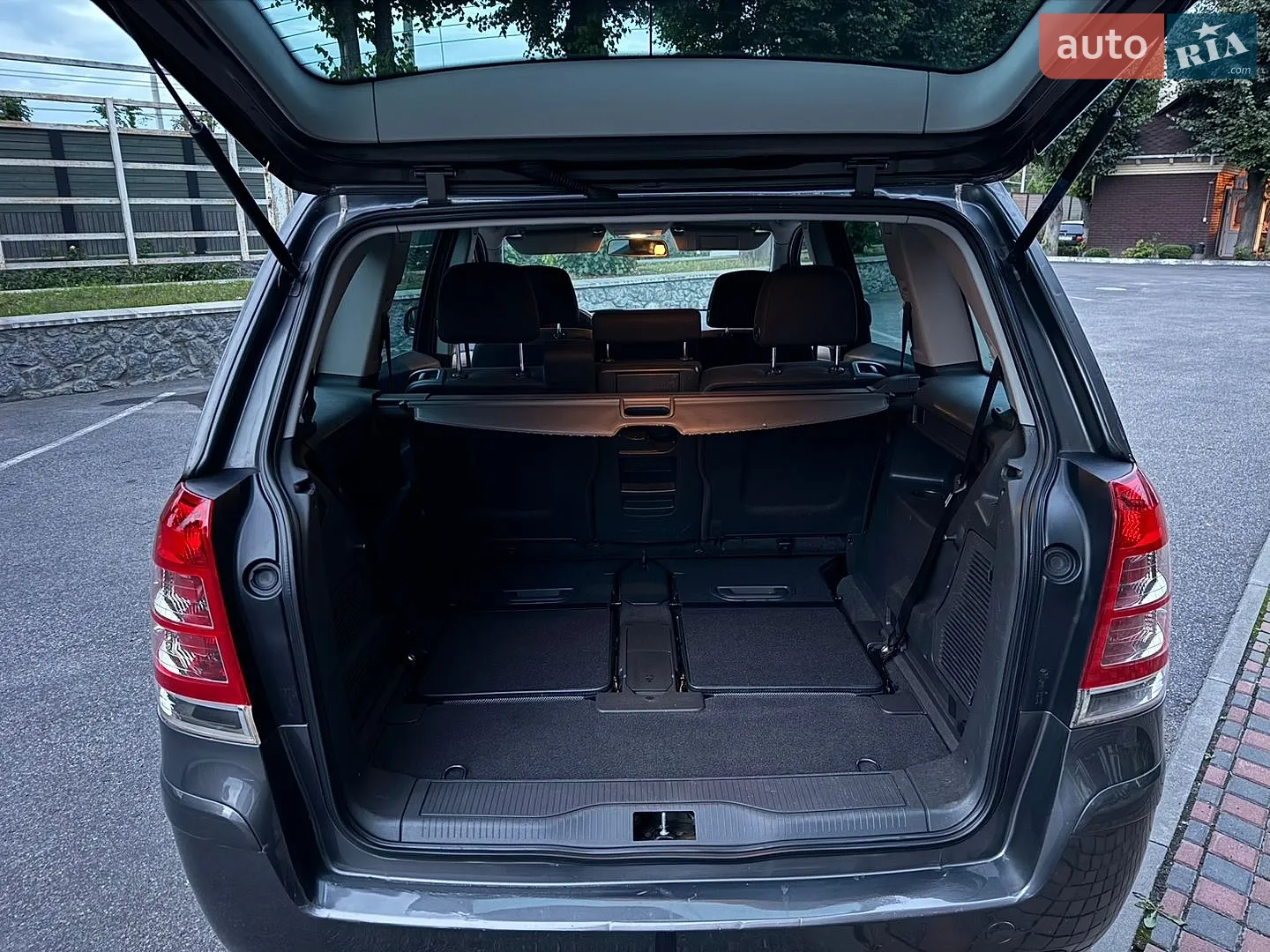 2010 Opel Zafira - мініатюра 71