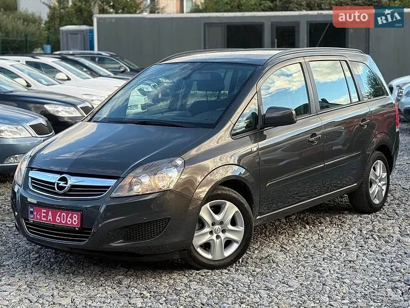 Opel Zafira 2014