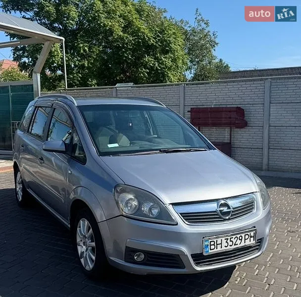 Opel Zafira