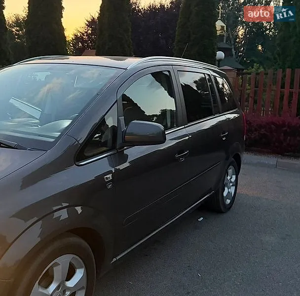 Opel Zafira