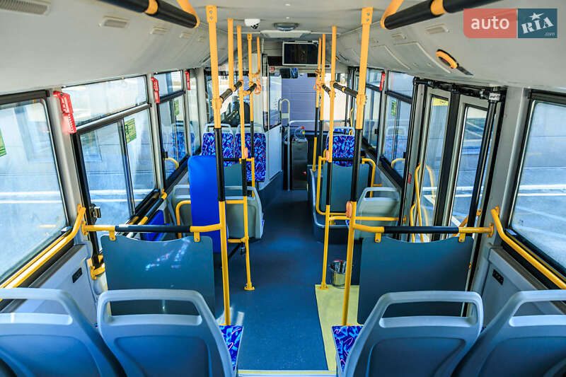 Городской автобус Ostcar 8 2025 в Киеве