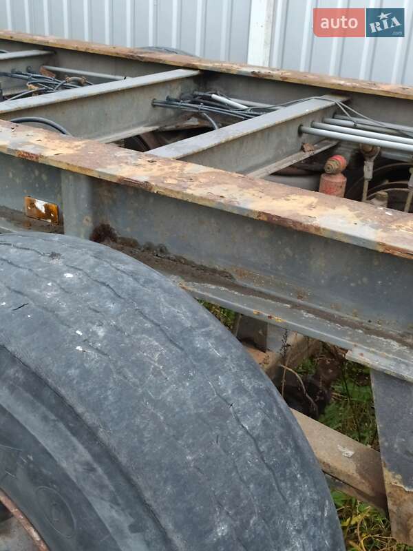 Шасси полуприцеп Pacton 3139 1990 в Луцке