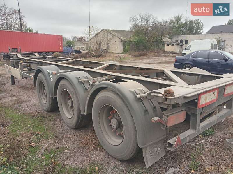 Контейнеровоз полуприцеп Pacton T3001 2008 в Одессе