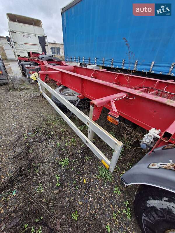 Контейнеровоз полуприцеп Pacton T 2001 в Одессе