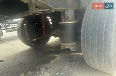 Бортовой полуприцеп Pacton TTD 454 2002 в 