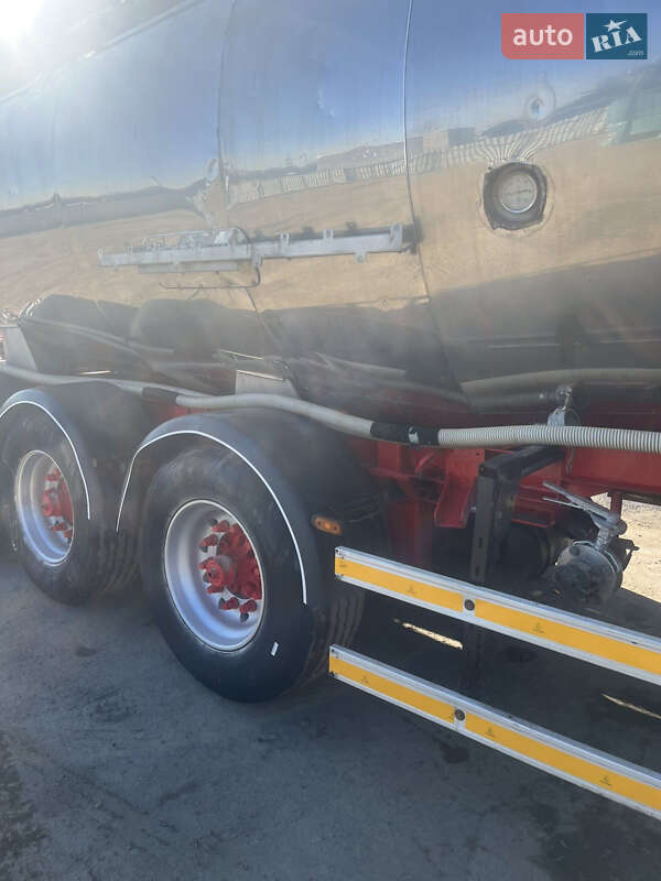 Цистерна полуприцеп Pacton TXL 1994 в Городке