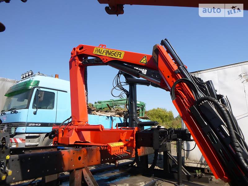 Кран-маніпулятор Palfinger PK 2000 в 