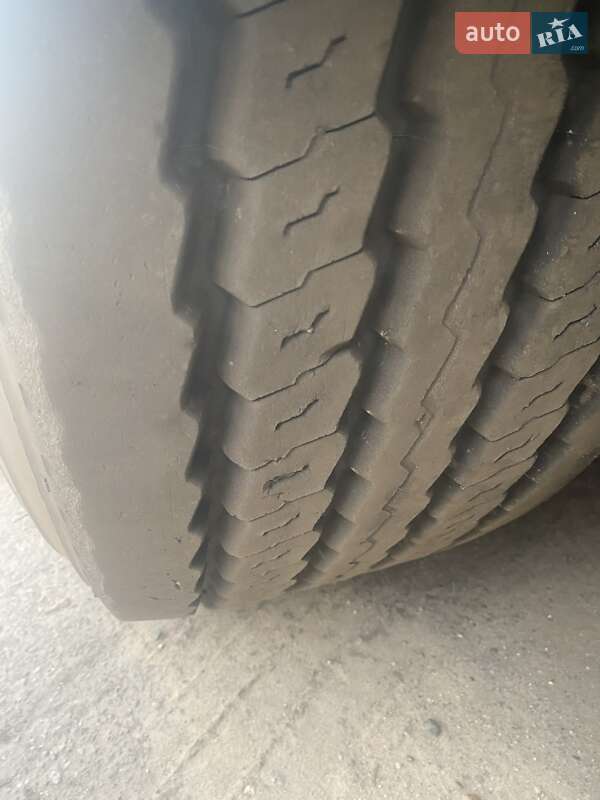 Зерновоз - полуприцеп Panav NV 35 2004 в Житомире