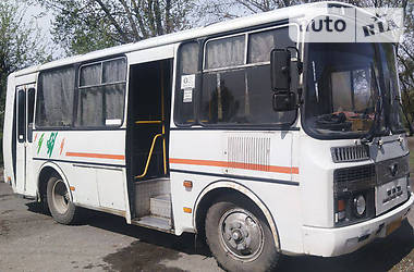 Приміський автобус ПАЗ 32051 2004 в Кременчуці