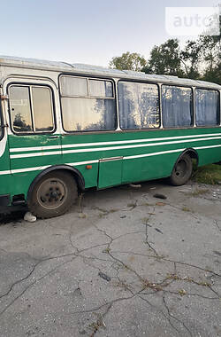 Пригородный автобус ПАЗ 32051 1998 в Кременчуге