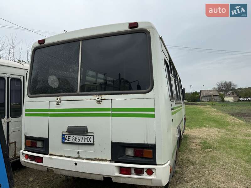 Пригородный автобус ПАЗ 32051 2006 в Кривом Роге