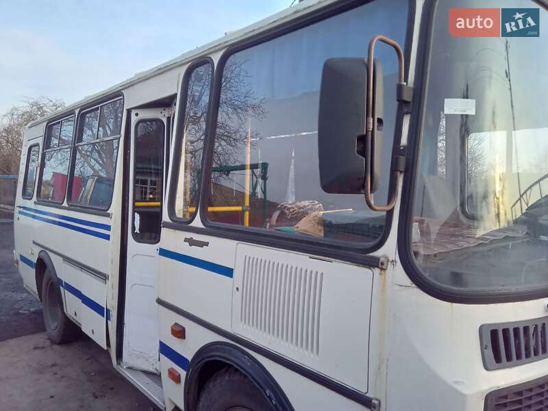 Пригородный автобус ПАЗ 32053 2004 в Великой Багачке фото 3 Пригородный автобус ПАЗ 32053 2004 в Великой Багачке