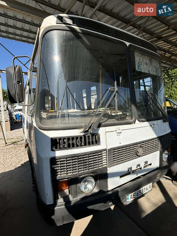 Приміський автобус ПАЗ 32053 2004 в Кривому Розі