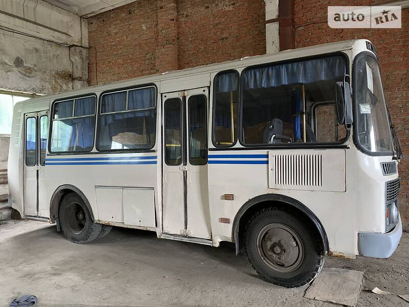 ПАЗ 32054