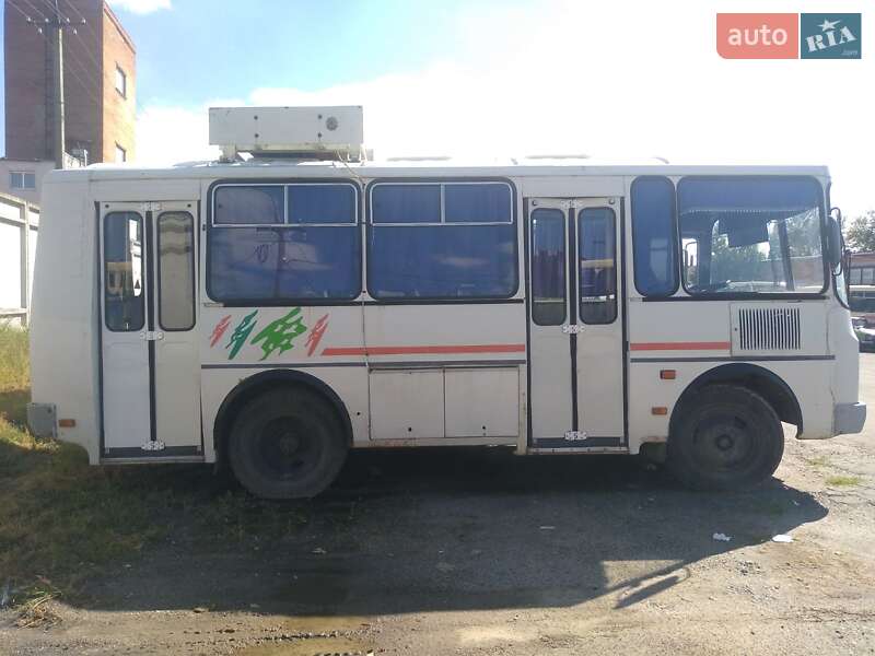 Городской автобус ПАЗ 32054 2005 в Виннице