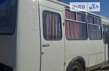 Пригородный автобус ПАЗ 32054 2005 в 