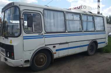 Приміський автобус ПАЗ 32054 2005 в Львові