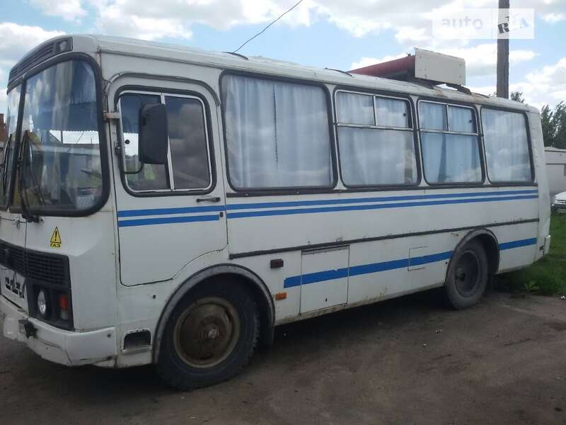 Пригородный автобус ПАЗ 32054 2005 в Львове