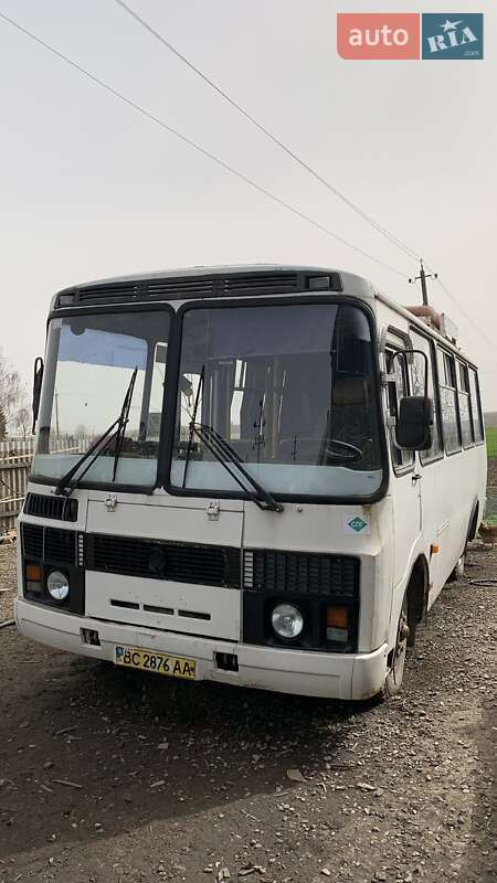 Городской автобус ПАЗ 32054 2004 в Самборе