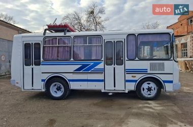 Приміський автобус ПАЗ 32054 2005 в Кам'янець-Подільському