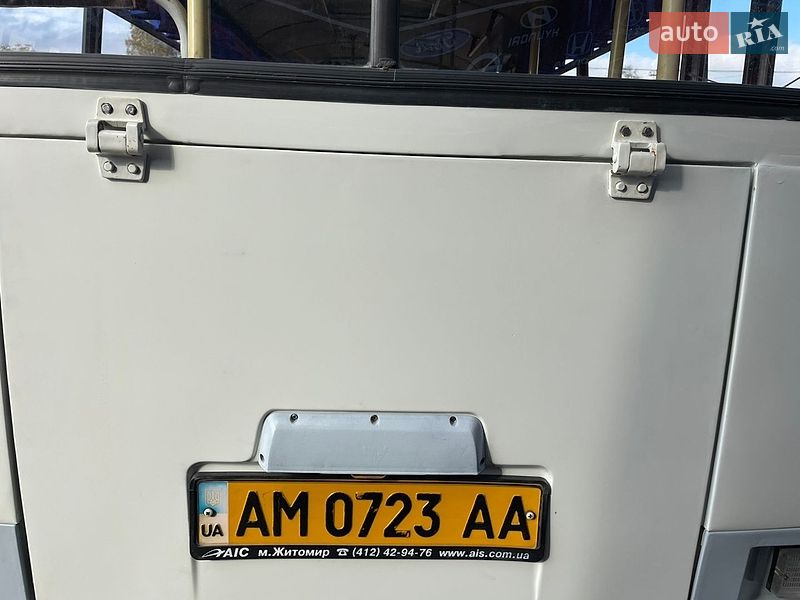 Приміський автобус ПАЗ 32054 2010 в Коростені