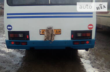 Пригородный автобус ПАЗ 3205 2005 в Верховине