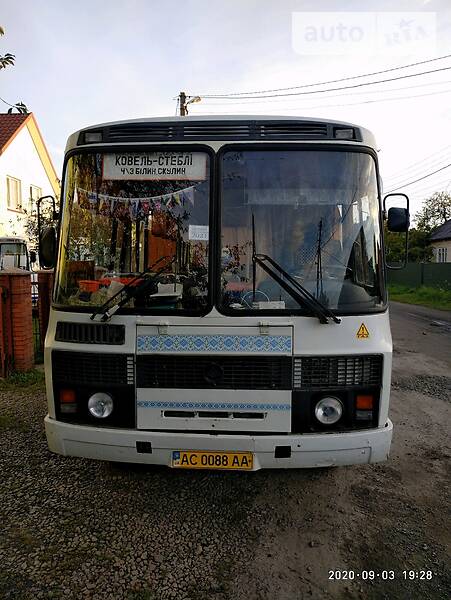 Пригородный автобус ПАЗ 3205 2002 в Ковеле