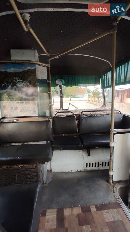 Міський автобус ПАЗ 3205 1992 в Сарнах