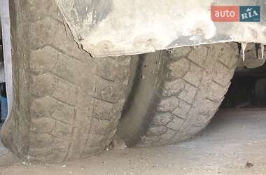 Міський автобус ПАЗ 3205 1993 в Марганці