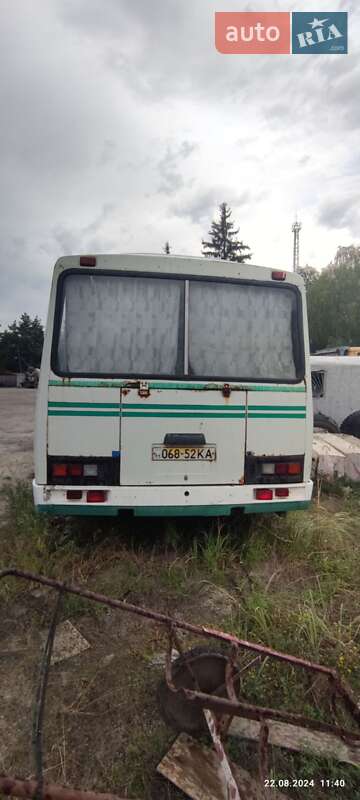 Городской автобус ПАЗ 3205 2005 в Киеве