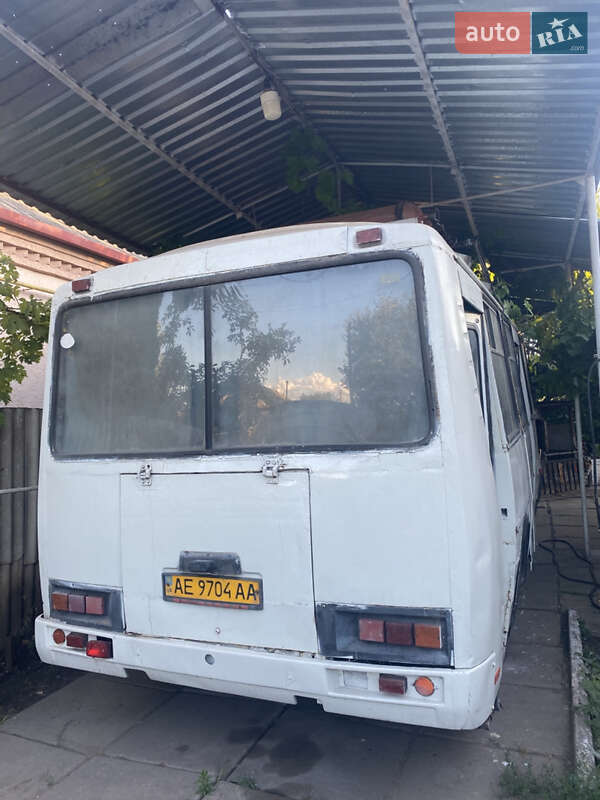 Городской автобус ПАЗ 3205 2006 в Кривом Роге